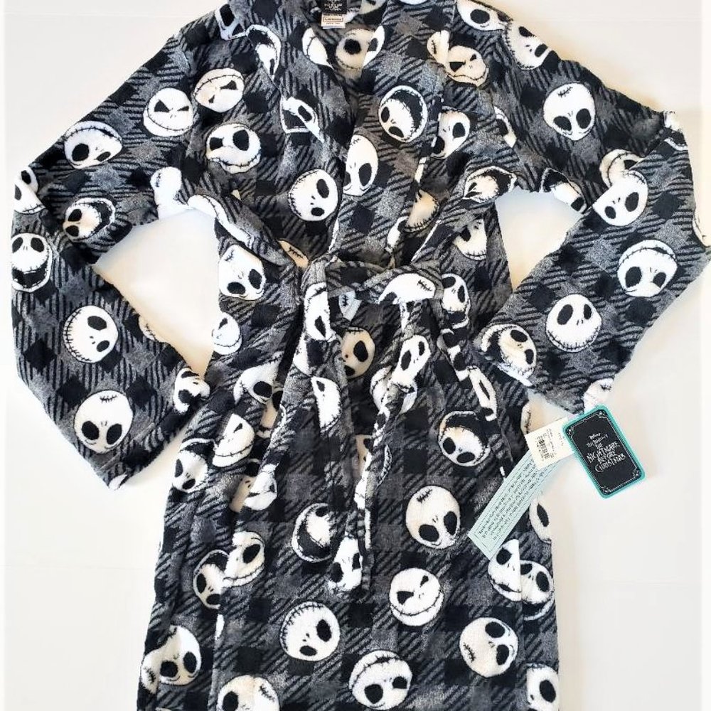 NEW JACK SKELLINGTON SOFT PLUSH ROBE BOYS SIZE LARGE 12/14 NWT